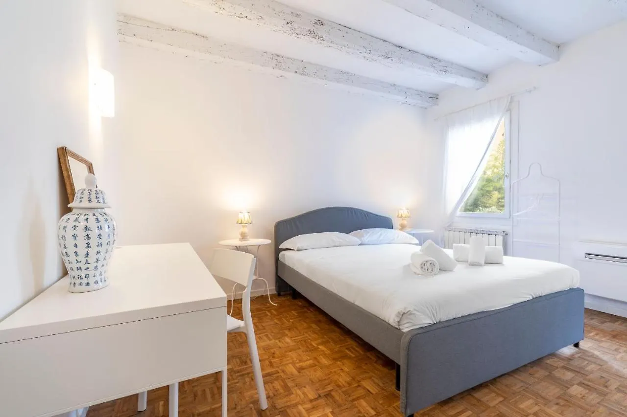Ca' Del Sol Apartment Venice Italy